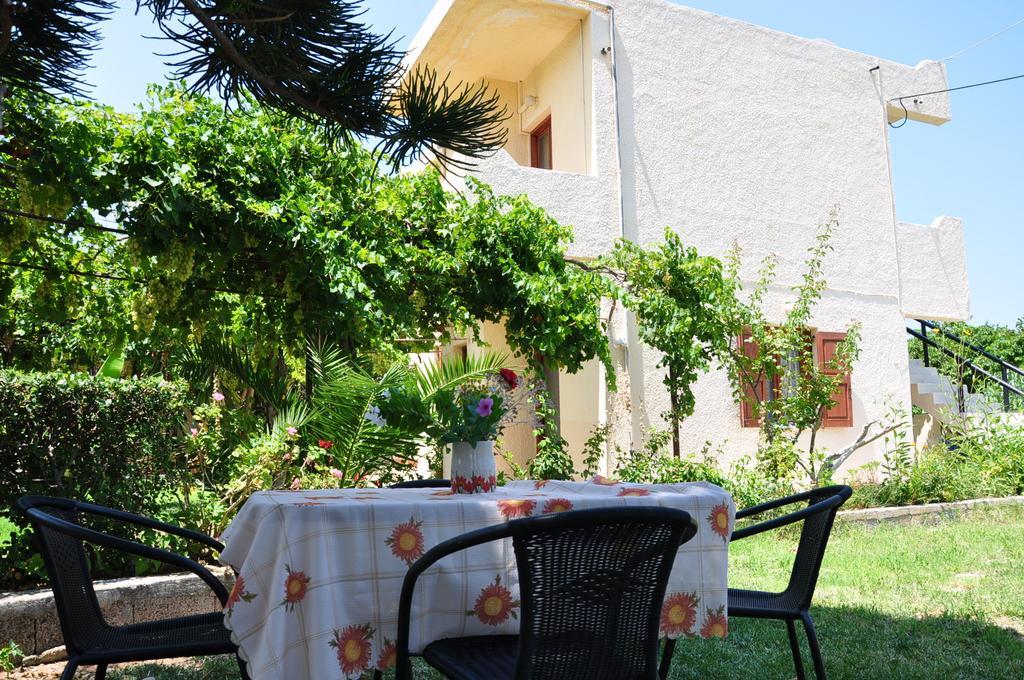 Dimitra Apartments Sitia  Esterno foto